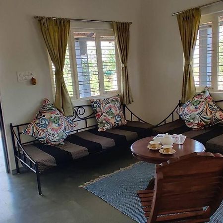 ناسيك Shakuntala Farms - Rustic Farmstay With Modern Comforts المظهر الخارجي الصورة
